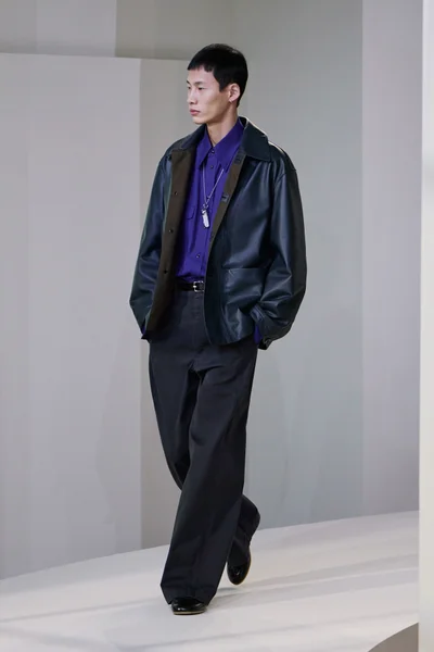 Look 22